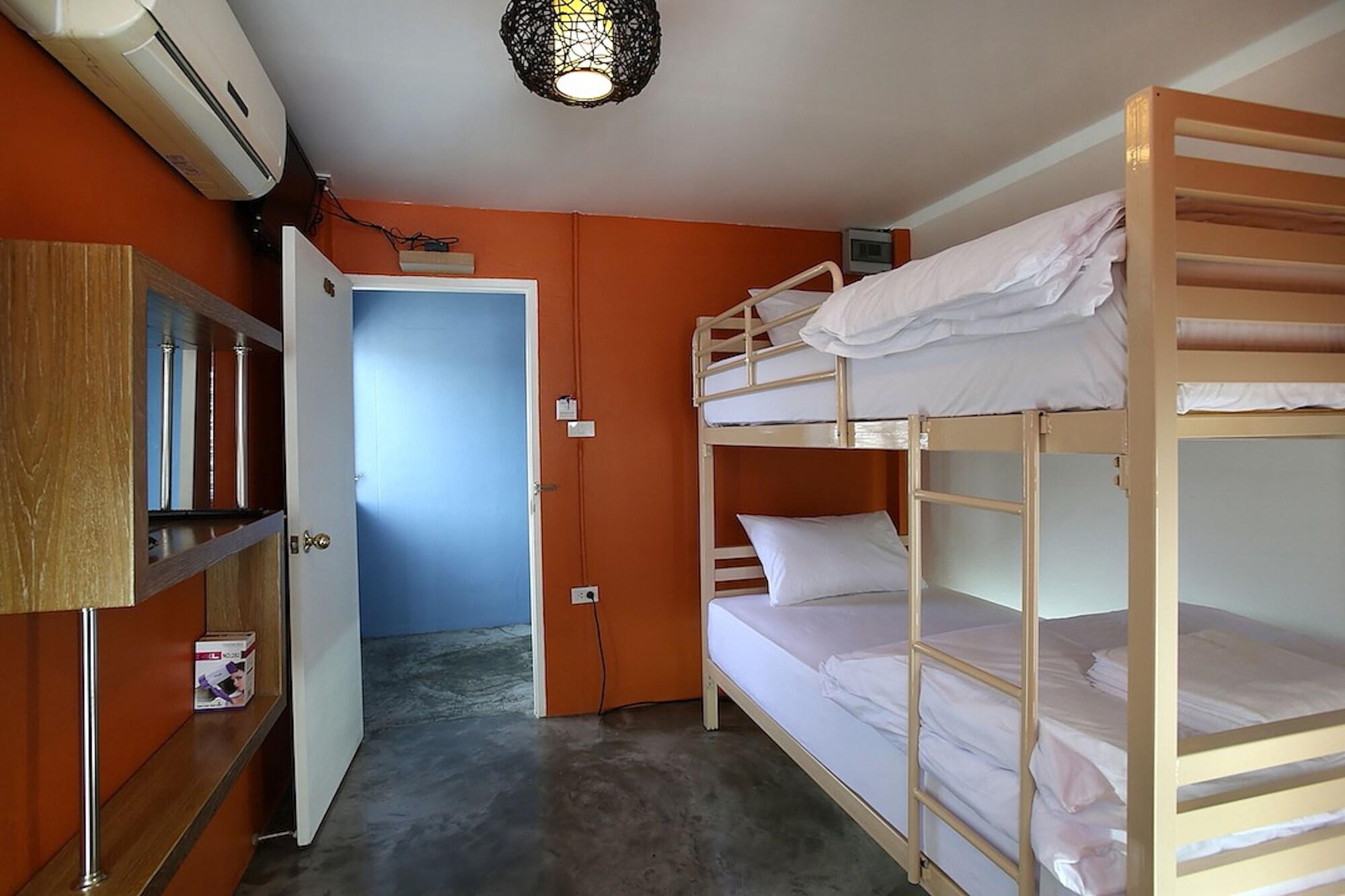 At Smile Oasis Houses Бангкок Экстерьер фото