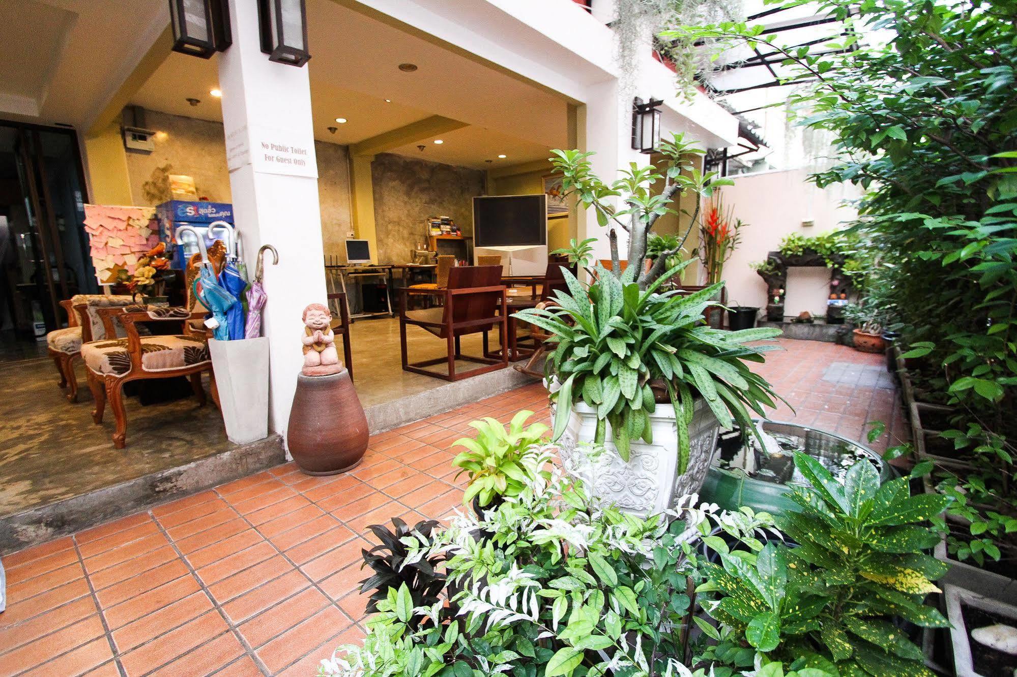 At Smile Oasis Houses Бангкок Экстерьер фото